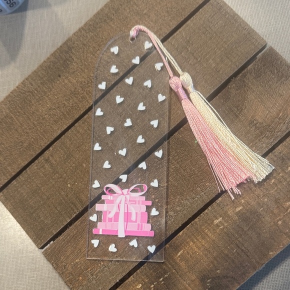 Heart Pattern Bookmark with Tassel - Picture 1 of 1